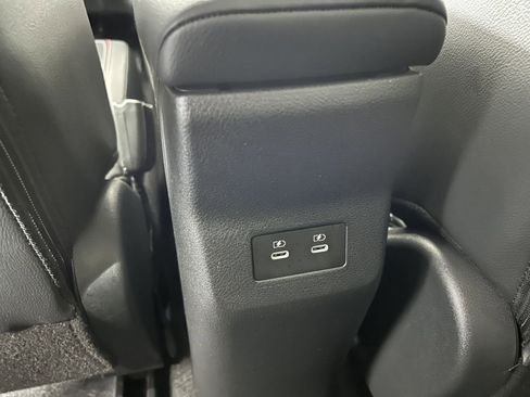 Used 2025 Nissan Kicks SR FWD image 14