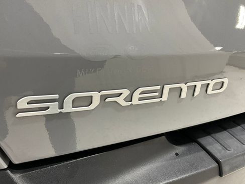 Used 2023 Kia Sorento SX Prestige image 29