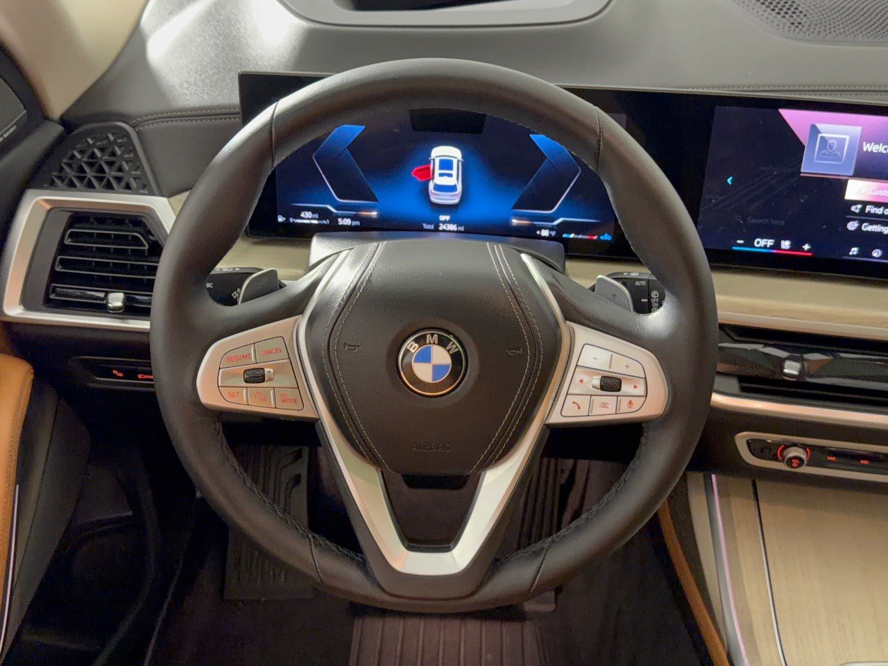 Certified 2024 BMW X7 xDrive40i w/ Premium Package AWD/4WD image 10