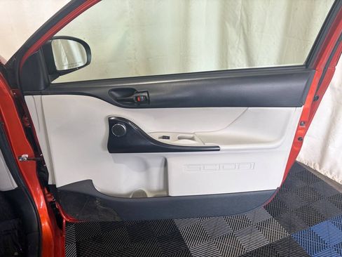 Used 2012 Scion iQ w/ Rear Speaker Pkg FWD image 10