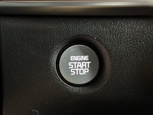 New 2026 Kia Sorento S w/ S Panoramic Sunroof Package image 23