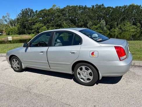 Used 2002 Hyundai Elantra GLS FWD image 4