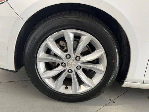 Used 2023 Chevrolet Malibu LT FWD image 14