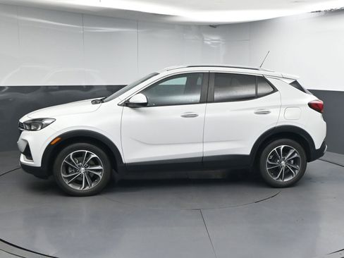Used 2023 Buick Encore GX Select FWD image 4