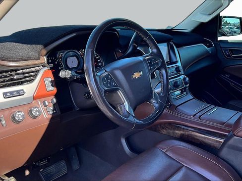 Used 2019 Chevrolet Tahoe Premier AWD/4WD image 12
