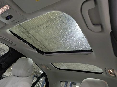 Used 2021 Mercedes-Benz E 350 Sedan image 20