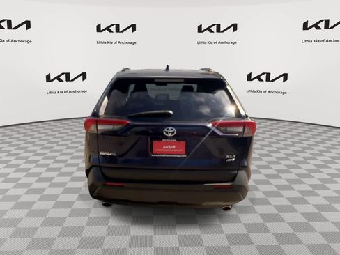 Used 2023 Toyota RAV4 XLE Premium AWD/4WD image 7