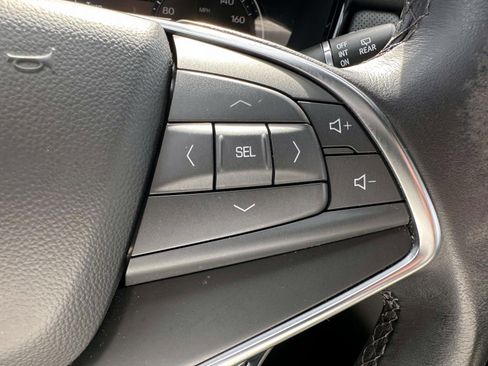 Used 2023 Cadillac XT5 Luxury AWD/4WD image 17