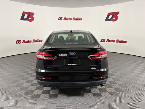 Used 2020 Ford Fusion SE w/ Equipment Group 151A FWD image 6