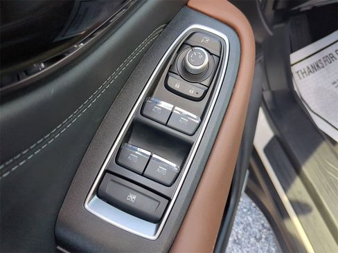 Used 2021 Subaru Outback Touring XT image 18