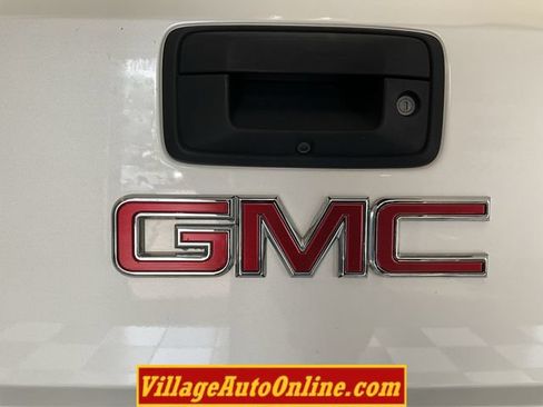Used 2015 GMC Sierra 1500 Denali w/ Driver Alert Package AWD/4WD image 37