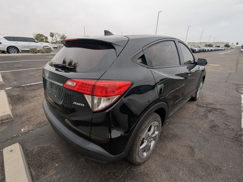 Used 2020 Honda HR-V LX image 5