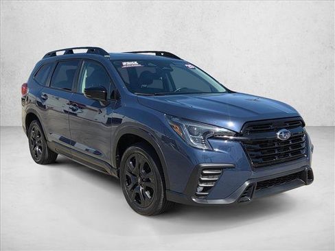 Used 2025 Subaru Ascent Onyx Edition w/ Popular Package #2 AWD/4WD image 3