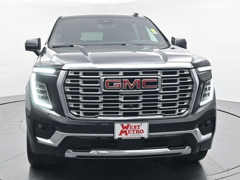 Used 2025 GMC Yukon XL Denali image 28