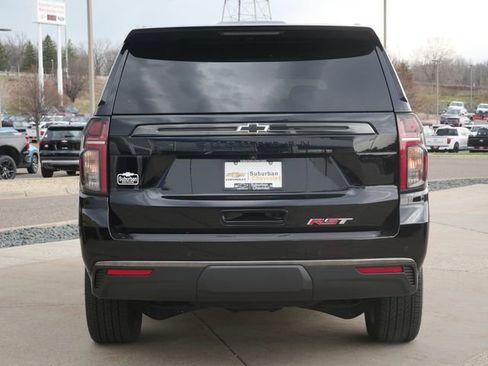 Used 2022 Chevrolet Suburban RST w/ Luxury Package AWD/4WD image 6