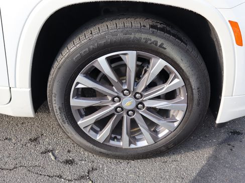 Used 2023 Chevrolet Traverse Premier w/ LPO, Floor Liner Package FWD image 42