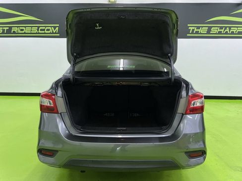 Used 2018 Nissan Sentra SV FWD image 9