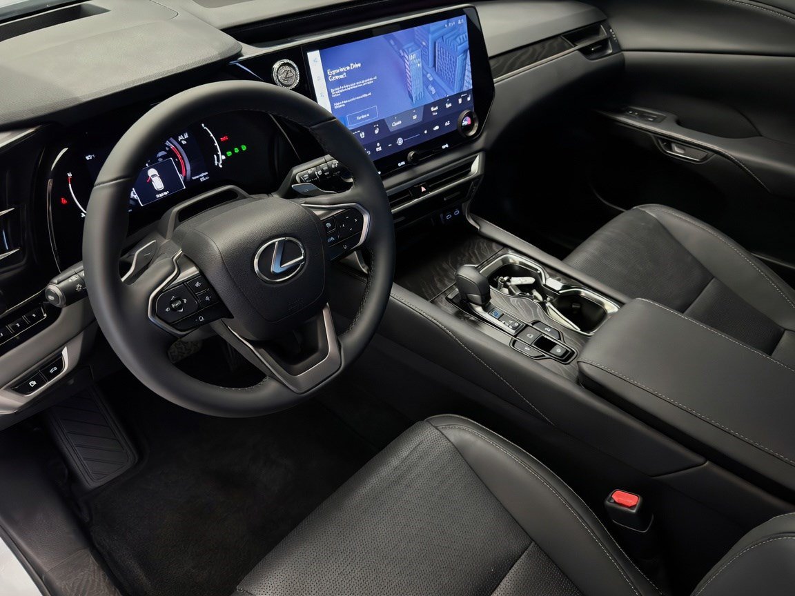 Used 2023 Lexus RX 350 Premium Plus w/ Accessory Package FWD image 7