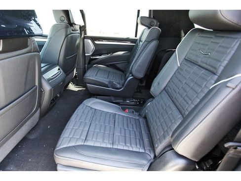 New 2026 Cadillac Escalade ESV Platinum Sport w/ LPO, ONYX Package image 7