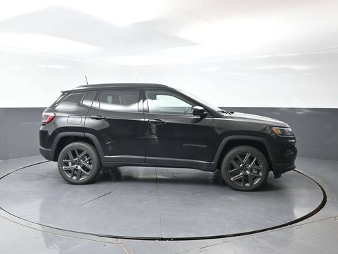 New 2026 Jeep Compass Limited w/ Sun, Sound & Navigation Group AWD/4WD image 2
