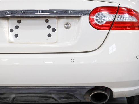 Used 2010 Jaguar XK image 28