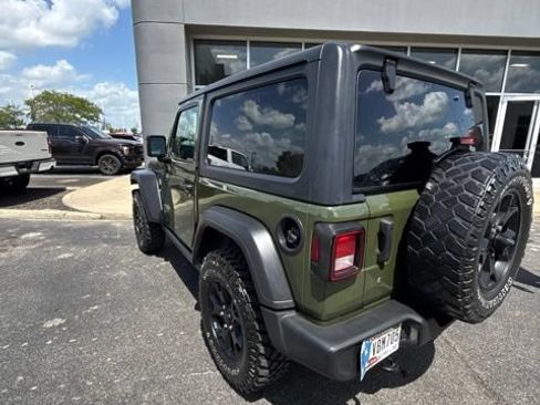 Used 2021 Jeep Wrangler Sport AWD/4WD image 9