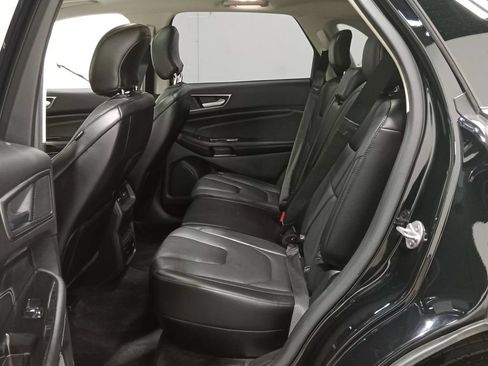 Used 2016 Ford Edge Titanium w/ Equipment Group 301A AWD/4WD image 13