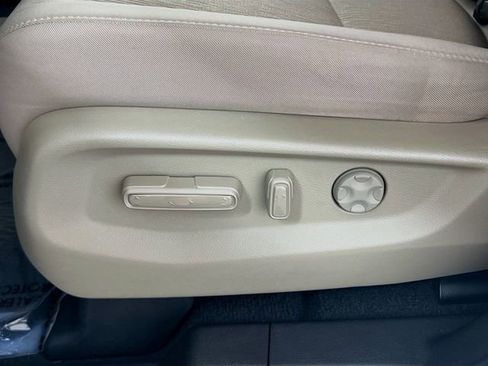 Used 2022 Honda Odyssey EX image 19