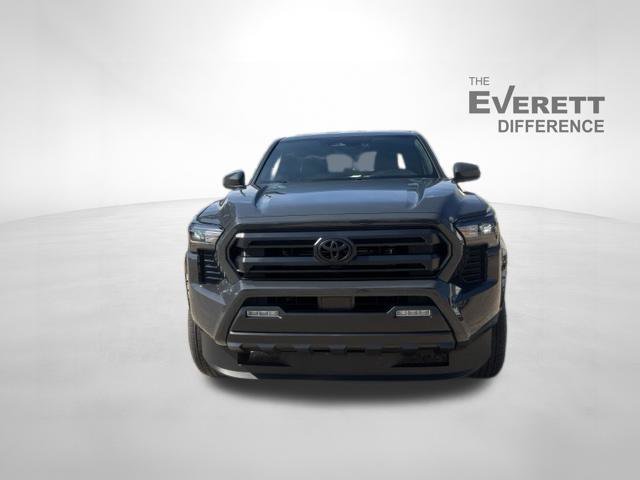 Used 2024 Toyota Tacoma SR5 AWD/4WD image 2