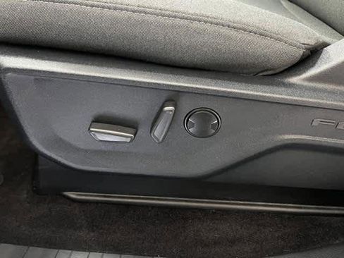 Used 2022 Ford F150 XLT w/ Equipment Group 302A High image 17