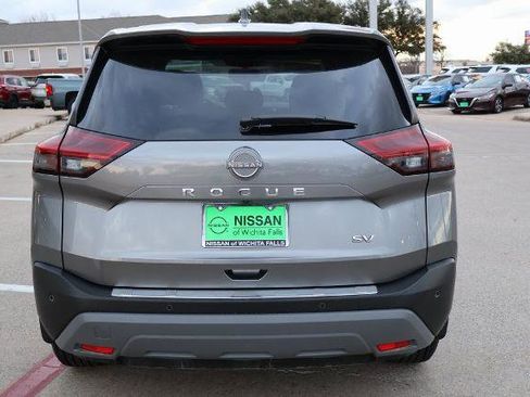 Certified 2023 Nissan Rogue SV image 7