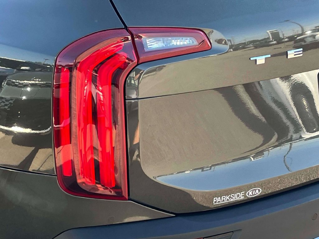 Used 2021 Kia Telluride EX FWD image 39
