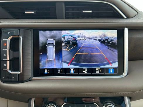 Used 2021 GMC Yukon Denali w/ Denali Premium Package image 55