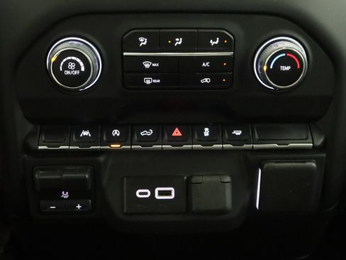 Used 2024 Chevrolet Silverado 1500 Custom RWD image 20