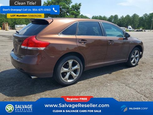 Used 2012 Toyota Venza LE w/ LE Convenience Pkg FWD image 4