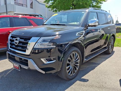 Certified 2024 Nissan Armada Platinum w/ Captain's Chairs Package AWD/4WD image 2