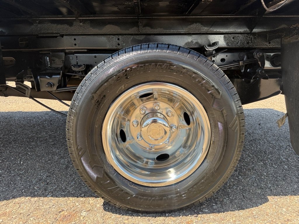 Used 2017 Ford F350 XL w/ Power Equipment Group AWD/4WD image 25