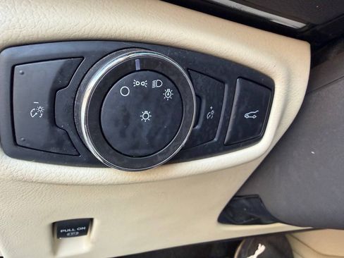 Used 2015 Lincoln MKZ Hybrid w/ Equipment Group 202A Reserve FWD image 27