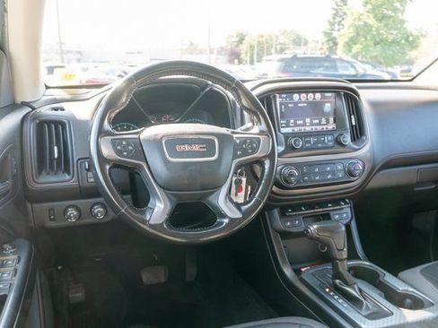 Used 2017 GMC Canyon SLE w/ All Terrain Package AWD/4WD image 13