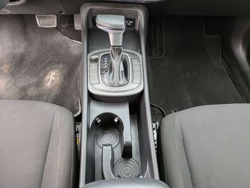 Used 2025 Hyundai Kona SE AWD/4WD image 14