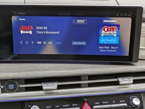 Used 2025 Hyundai Santa Fe Calligraphy image 14