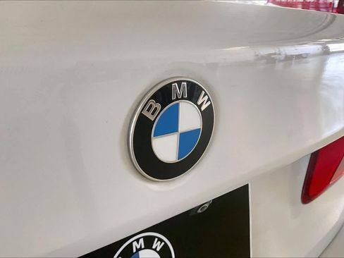 Used 2018 BMW 530i RWD image 31