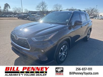 Used 2022 Toyota Highlander XLE