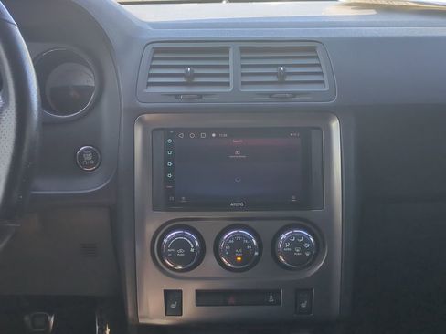 Used 2014 Dodge Challenger R/T image 18