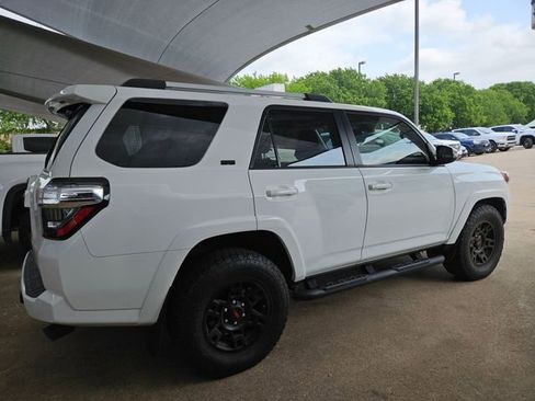 Used 2024 Toyota 4Runner SR5 Premium w/ Moonroof Package image 4