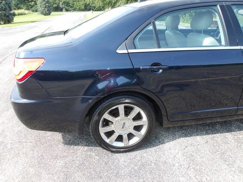 Used 2008 Lincoln MKZ image 32
