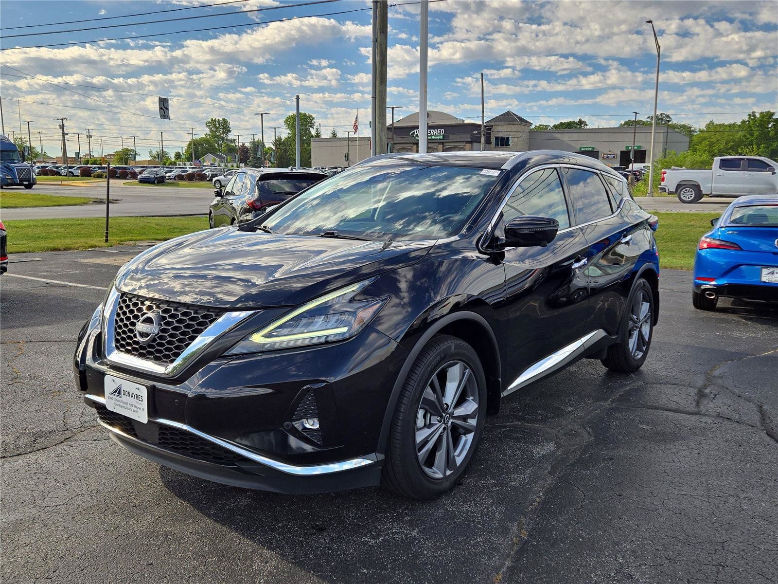 Used 2023 Nissan Murano Platinum AWD/4WD image 3