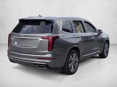 Used 2020 Cadillac XT6 Premium Luxury FWD image 5