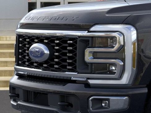 New 2026 Ford F350 Platinum w/ Platinum Plus Package AWD/4WD image 17