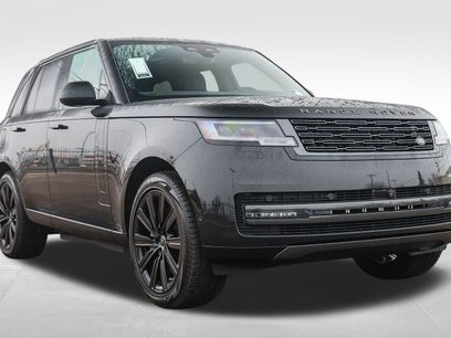 New 2025 Land Rover Range Rover SE